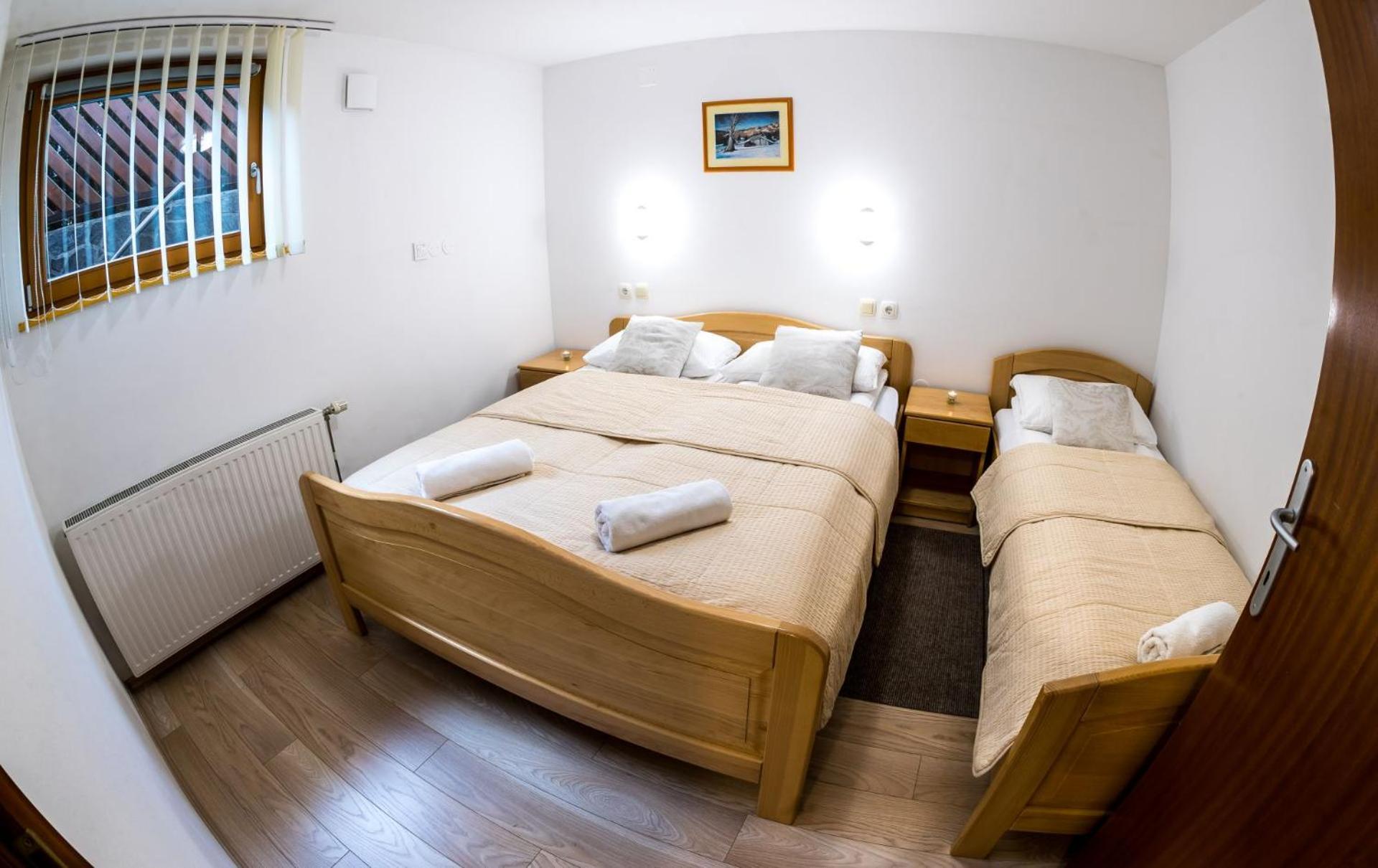 Zimzeleni Apartments ซเร็ตเช ภายนอก รูปภาพ