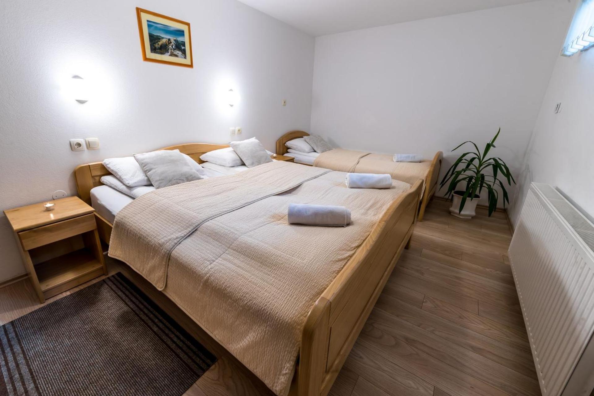 Zimzeleni Apartments ซเร็ตเช ภายนอก รูปภาพ