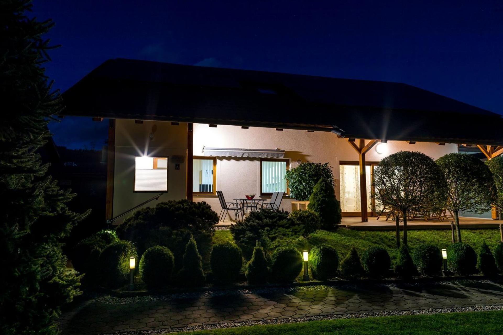 Zimzeleni Apartments ซเร็ตเช ภายนอก รูปภาพ